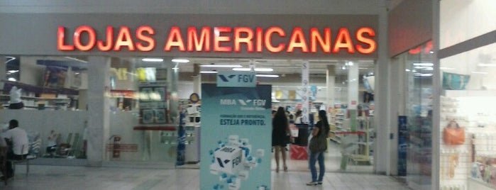 Lojas Americanas is one of raposas.