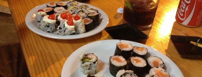 Deck Lounge & Sushi Bar is one of Top 10 favorites places in Minas Gerais.