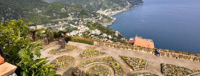 Giardini di Villa Rufolo is one of Amalfi coast.