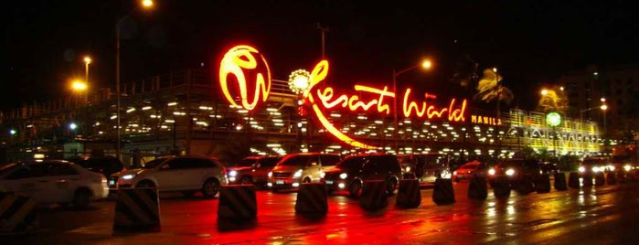 Resorts World Manila (RWM) is one of Tempat yang Disukai Lester.