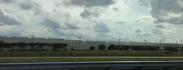 Family Dollar Distribution Center is one of SHIPPING / RECEIVING CUSTOMERS.