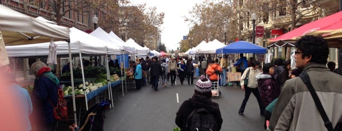 Old Oakland Farmers' Market is one of Orte, die Ben gefallen.