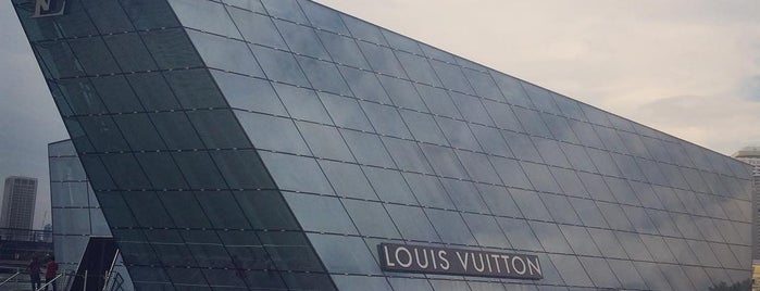 Louis Vuitton Island Maison is one of Singapore.
