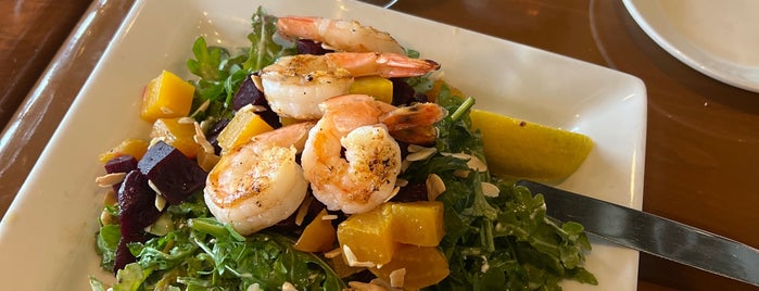 Crow's Nest Marina Restaurant is one of Member Discounts: Florida.