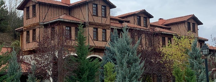Şapka Müzesi is one of Lugares favoritos de Elif.