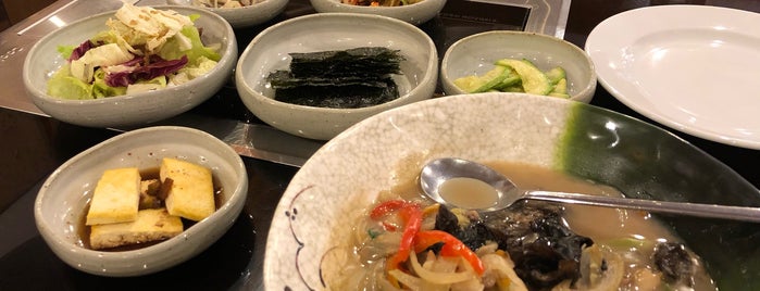 Менга is one of Korean cuisine.