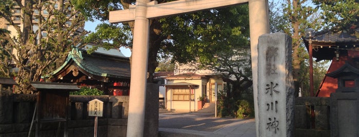 Azabu Hikawa Shrine is one of สถานที่ที่บันทึกไว้ของ Vallyri.