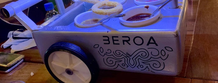 Beroa Restaurante is one of Tempat yang Disukai Glow.