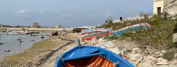 Mercato del Pesce is one of Sicilia.