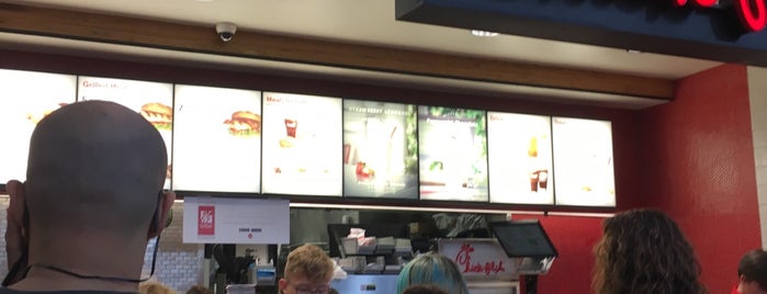 Chick-fil-A is one of Lieux qui ont plu à Matilda.