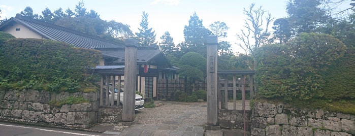 法門院 is one of 日光山内.