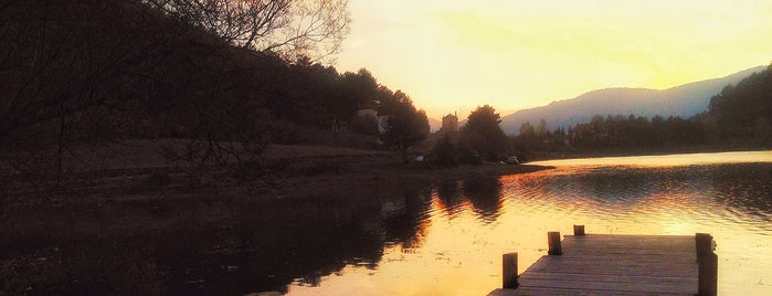 Çubuk Gölü is one of Orte, die zehra gefallen.