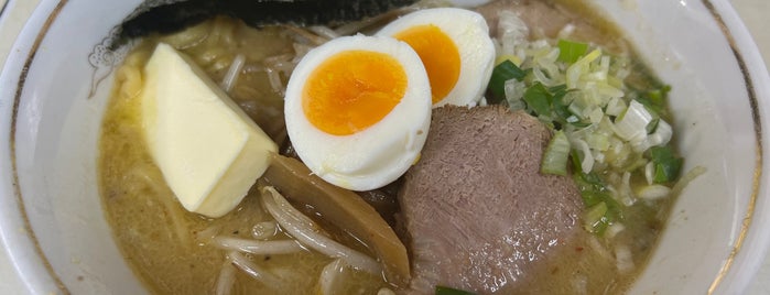 サッポロラーメン クマさん is one of 川崎駅周辺の旨いラーメン店🍜.