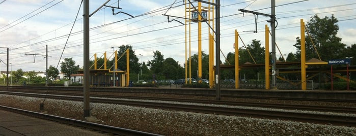 Station Ruisbroek is one of Tempat yang Disukai 👓 Ze.