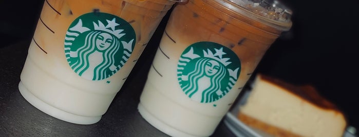 Starbucks is one of Rüyaさんのお気に入りスポット.