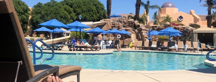 Pool @ Westin Mission Hills Resort and Spa is one of Posti che sono piaciuti a Ryan.