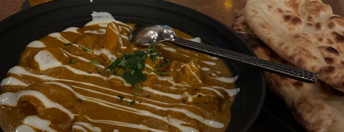 Sherkaan Indian Street Food is one of Tempat yang Disukai Arsalan.