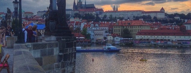 Karl Köprüsü is one of Prague.