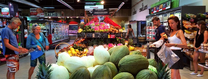 Intermarché is one of สถานที่ที่ Mariam ถูกใจ.