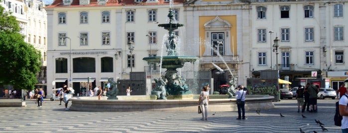 ロシオ広場 is one of Vacation | Portugal.