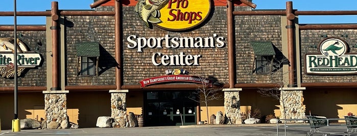 Bass Pro Shops is one of Great Outdoor Stores.
