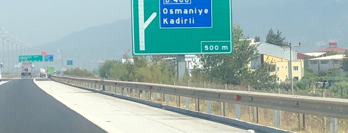 Osmaniye Gişeleri is one of Adana - Şanlıurfa Otoyolu [O-52].