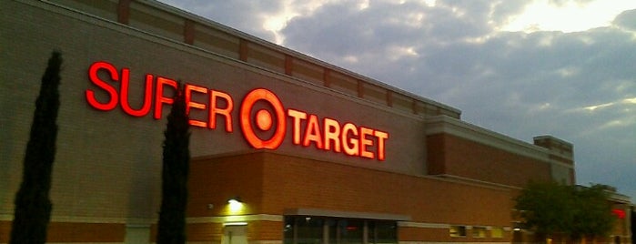 Target is one of Lugares favoritos de Shane.