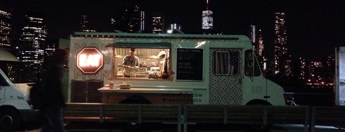 Morris Grilled Cheese Truck is one of Food Trucks NYC.