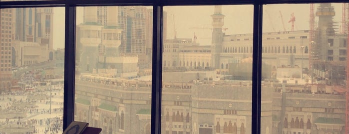 Dar Al Ghufran Hotel - Royal Clock Tower Mekkah is one of YurtDisi.