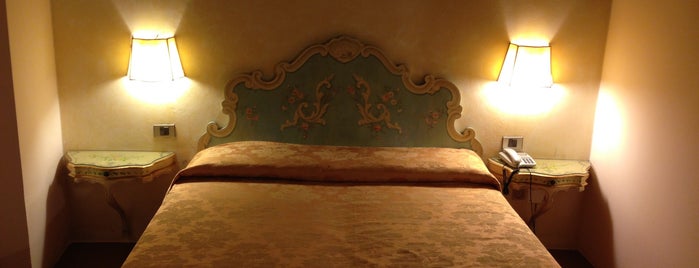 Hotel Machiavelli Palace Florence is one of World Haunted Places.