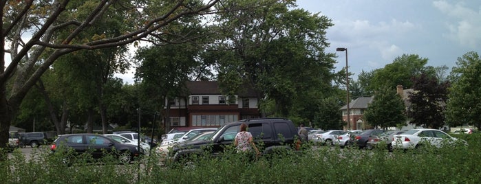 Northwestern University - Parking Lot 3 is one of Tempat yang Disukai John.