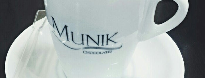 Munik Chocolates is one of Lugares guardados de Roberto.