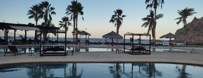 Loreto Bay Golf Resort & Spa at Baja is one of สถานที่ที่ Amanda ถูกใจ.