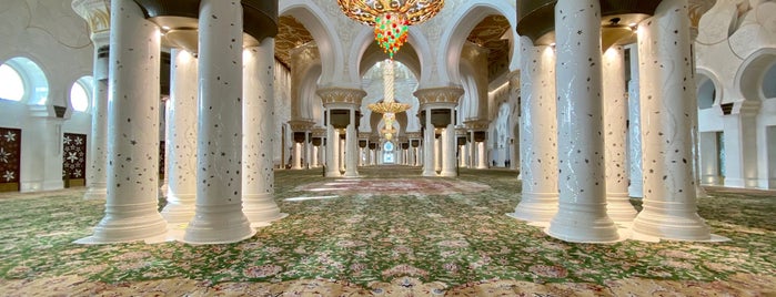 Sheik Zayed Grand Mosque is one of Abu Dhabi.