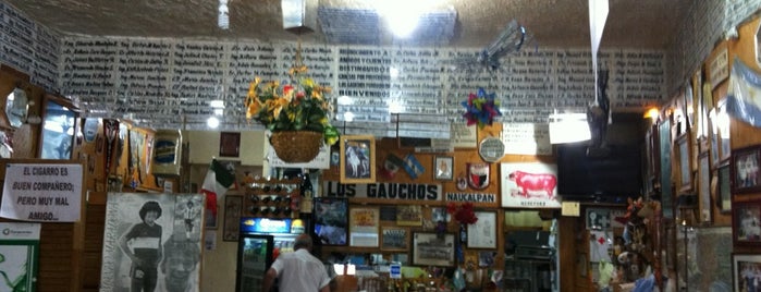 Los Gauchos is one of Mitzy'in Kaydettiği Mekanlar.
