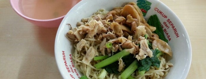 Bakmi Sui Sen is one of Nice places to visit.