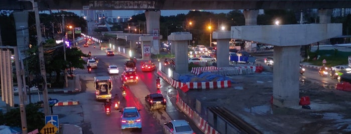 Phatthanakan Intersection is one of TH-BKK-Intersection-temp1.