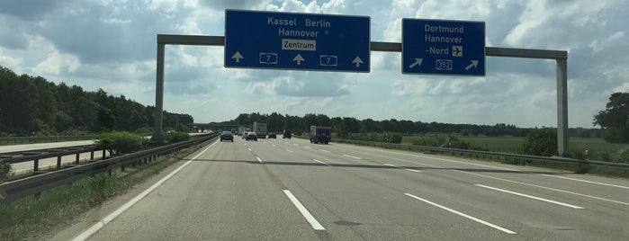 Dreieck Hannover-Nord (53) (1) is one of Autobahndreiecke in Deutschland.