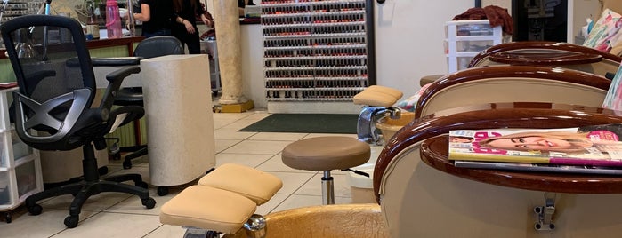 Pampered Hands Nails Salon is one of Tempat yang Disukai Patrice.