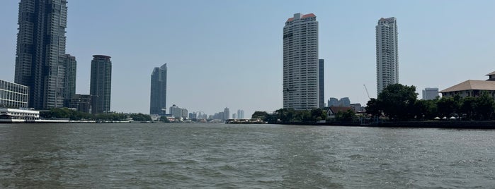 Chao Phraya River is one of Bangkok.