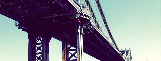 Williamsburg Bridge is one of I <3 NYC.