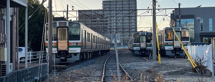 富田駅 is one of 🚄 新幹線.