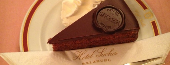 Café Sacher Salzburg is one of Lieux qui ont plu à Harry.