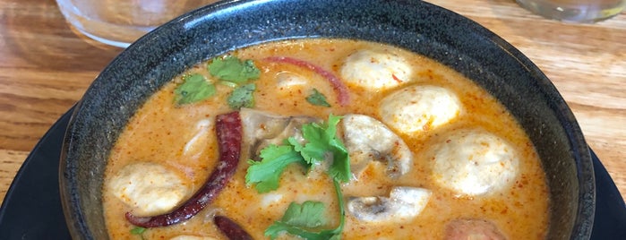 Nadon Thai is one of Foodie places to try.