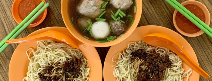 Yik Sun Hakka Mee is one of A must go food and attraction.