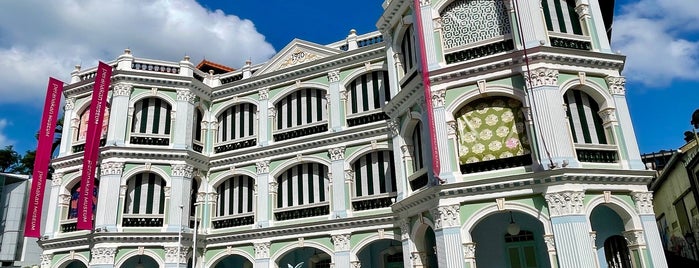 Peranakan Museum is one of Singapore in April.