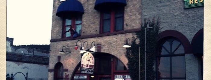 Red Garter Inn is one of Paranormal Places.