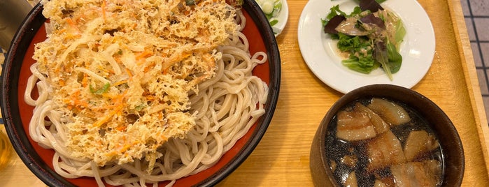 Ryotaro is one of 武蔵野うどん.