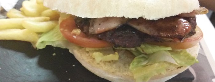 Los Pepes Restaurant and Giant Burger is one of Comer/beber En Murcia.
