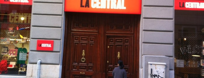 La Central de Callao is one of Madrid: Cafés, Teterías, Chocolaterías.
